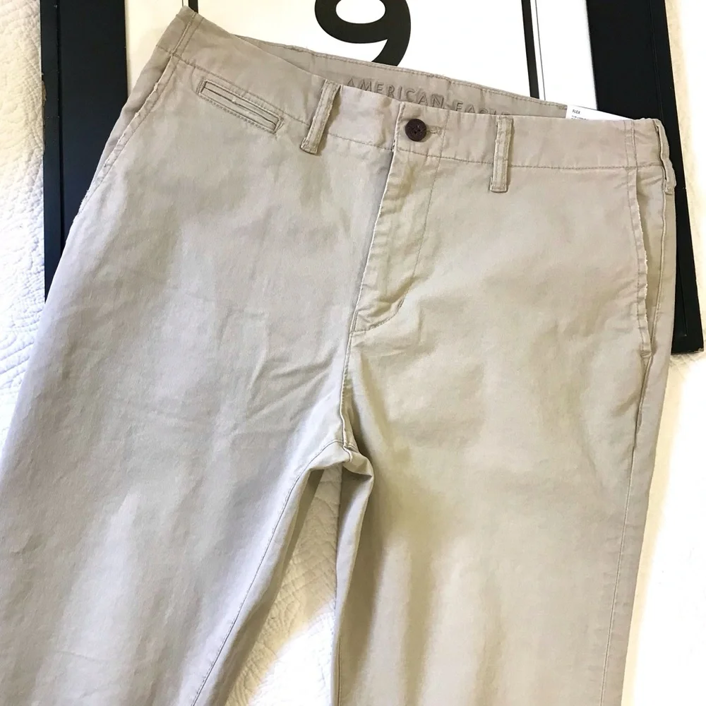NWT American Eagle Lived In Khakis 32x33